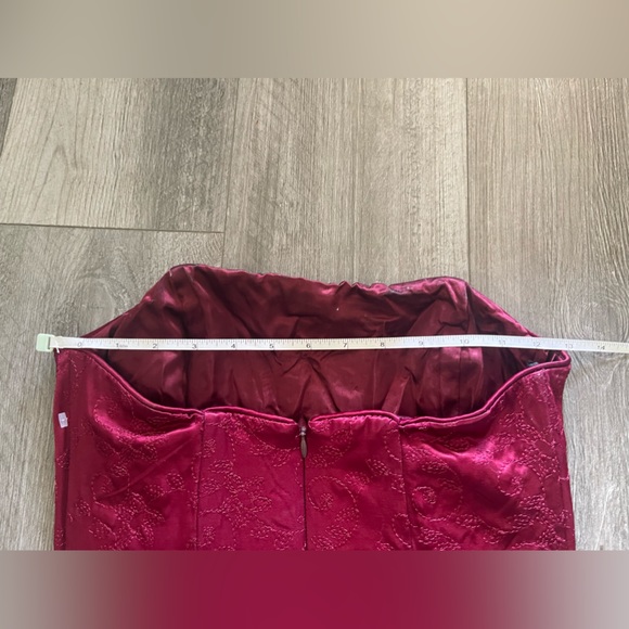 Jessica McClintok Red Satin Dress - Picture 7 of 8